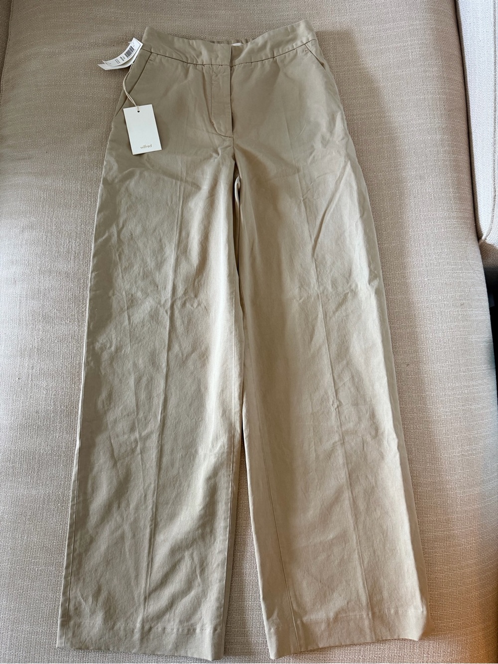 Aritzia - Wilfred The limitless Pants Chino